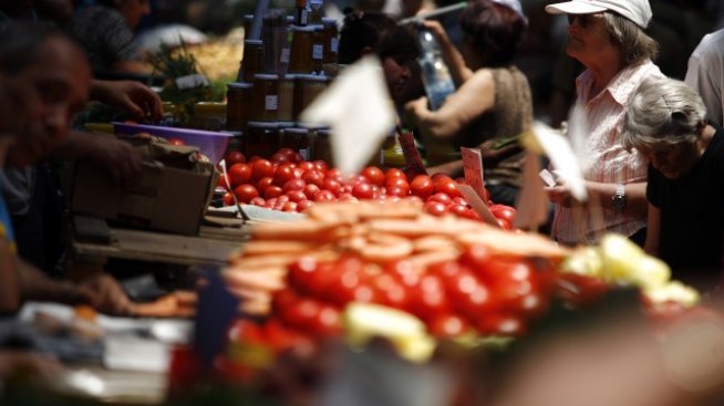 Цените на хранителните стоки на едро нарастват с 2,3% за седмица