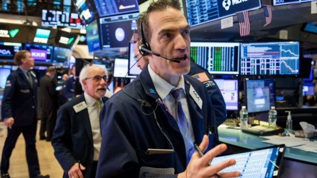 Dow завършва най-силния си месец от януари 1987 г.