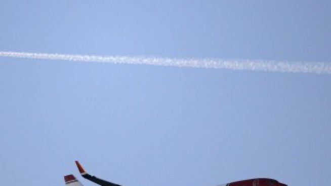Задава се намаляване на вредните емисии от авиокомпаниите