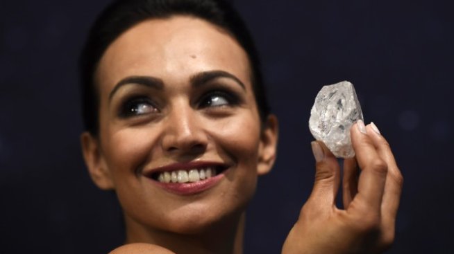 Продажбата на най-големия нешлифован диамант в света - пълен провал