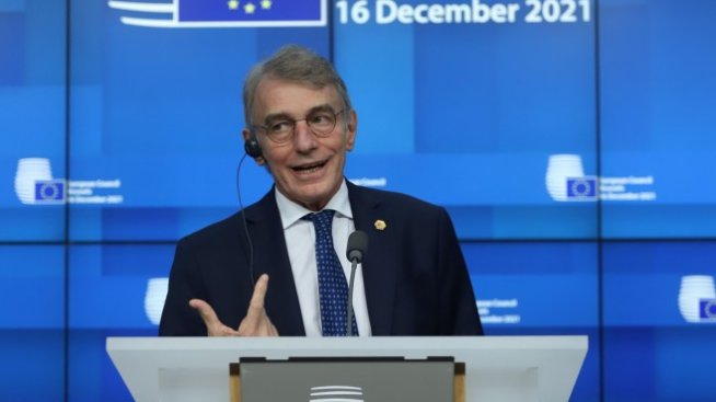 На 65 години почина председателят на Европейския парламент Сасоли