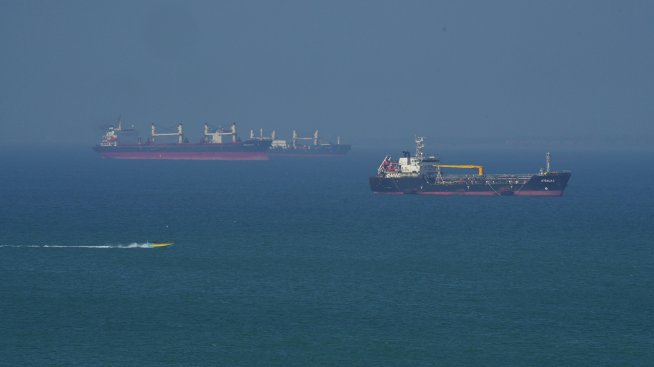 Катар изпрати първата си доставка на LNG през Ормузкия проток от началото на войната