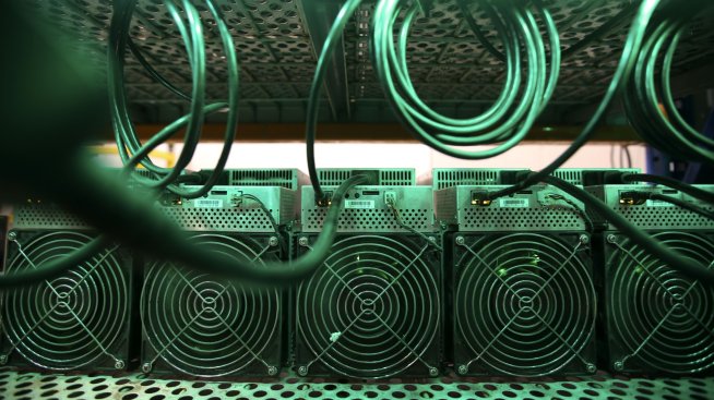 Акциите на фалиралата криптокомпания Core Scientific поскъпнаха със 73% за ден