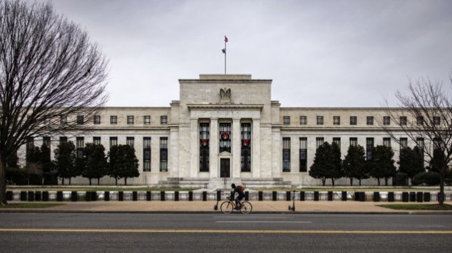 Ще насочи ли Фед икономиката към рецесия, ако подходи агресивно с лихвите?