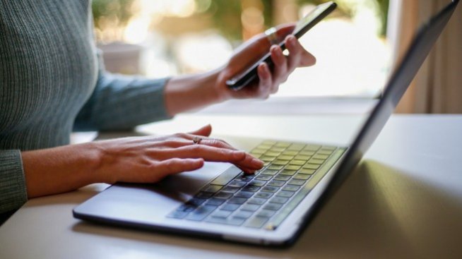 Ще вземат ли чужди играчи част от пазарния дял на българските е-търговци?