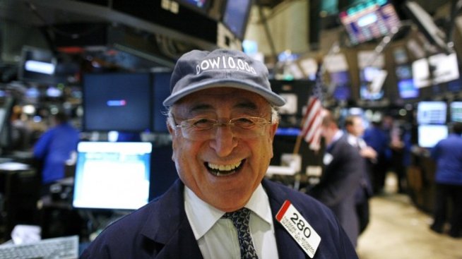Wall Street се възстанови с подкрепата на банковия и енергийния сектор