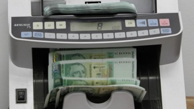 Печалбата на банковата система намалява с над 12% към края на август