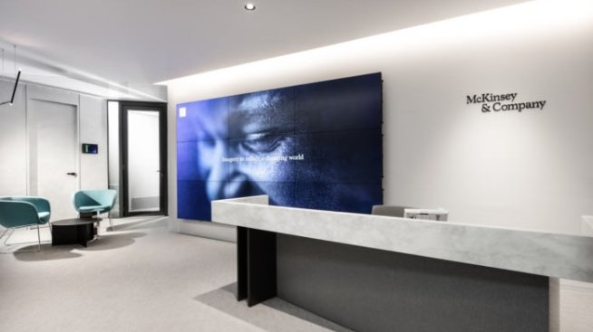 McKinsey е изправена пред най-голямата вълна от съкращения в историята си