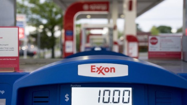 Активистките акционери завземат трето място в борда на Exxon