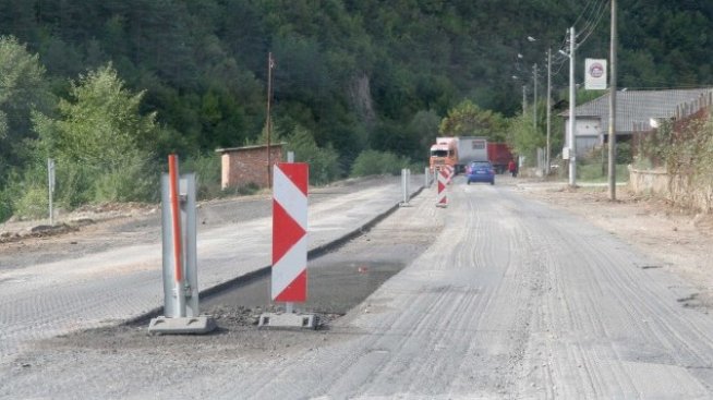 Договорите с "Автомагистрали" - редовни, но видоизменени