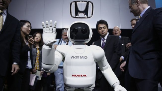 Honda се насочва към бъдещето с летящи коли, ракети и аватар роботи