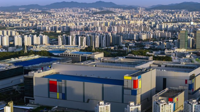 Печалбата на Samsung расте близо 9 пъти за тримесечието благодарение на чиповете