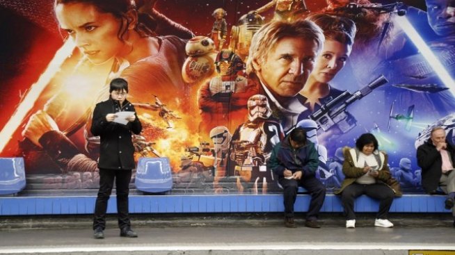 Графика на деня: Защо 2015 г. се оказа толкова печеливша за блокбъстърите?