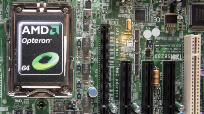 AMD обмисля разделяне на бизнесa си