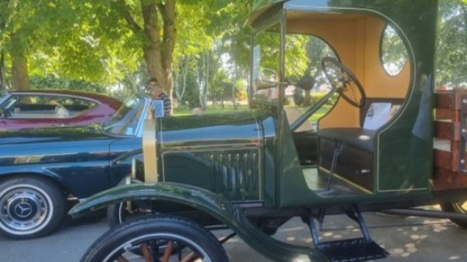 Заслужава ли си инвестицията в ретро автомобил?