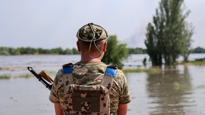 Разрушаването на &bdquo;Каховка&ldquo; наводни фронтовата линия и сви възможностите за контраатака