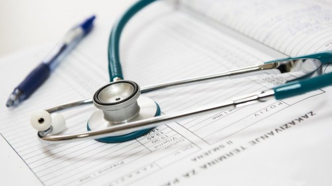 Председателят на БЛС: През 2018 г. може да фалират най-големите поликлиники