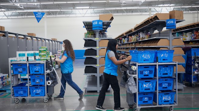 Бизнес активността в САЩ се забавя до деветмесечно дъно