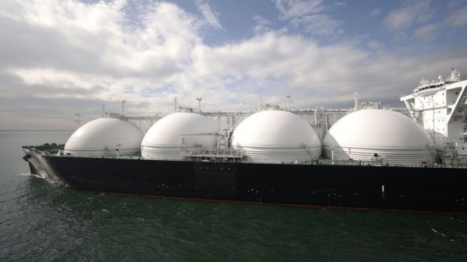 Хонконг получи първата доставка от втечнен газ в опит да намали въглищата