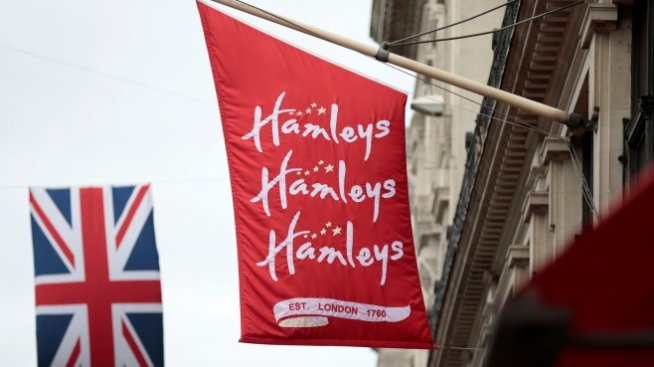 Най-богатият индиец купува най-стария магазин за играчки в света