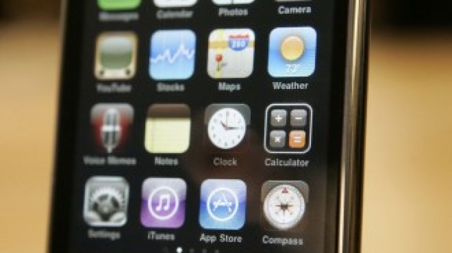 Германско списание протестира срещу цензура на Apple 