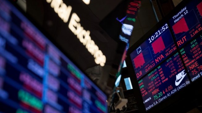 Акциите на растежа категорично побеждават тези на стойността