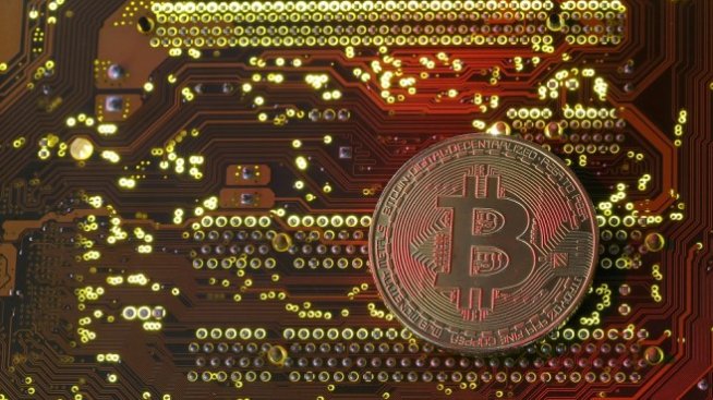 Приказката биткойн с край или без край?
