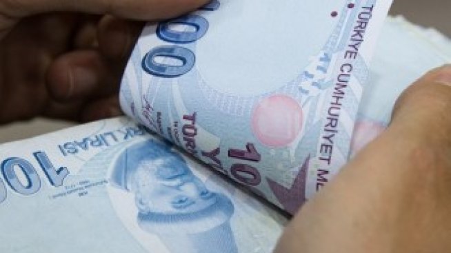 Турция вдигна забраната за търговия с лири с Citi, BNP и UBS 