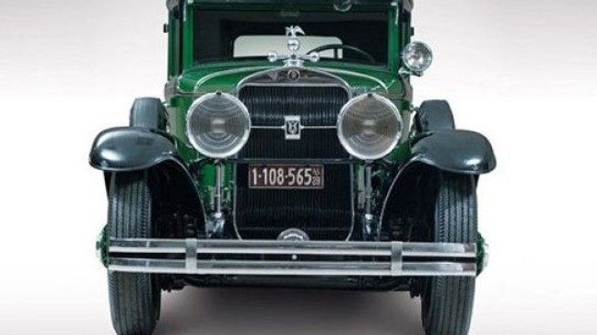 Бронираният автомобил на Ал Капоне се продава на търг