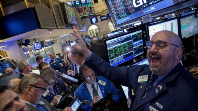 Акциите на Wall Street поскъпват в навечерието на срещата на Фед*