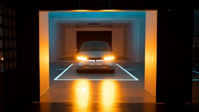 Индонезия постла червения килим за Hyundai и LG Energy