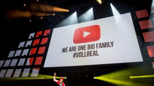 Австралийски политик осъди Google заради клеветнически клипове в YouTube