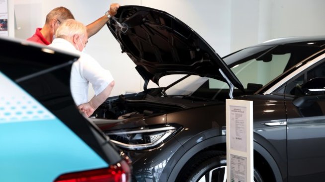 Какво се крие под капака на плановете на автомобилните концерни за електромобилите?