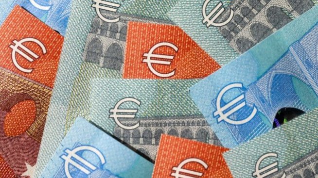 Валдис Домбровскис: Целта на ЕК е България да влезе в ERM II през юли