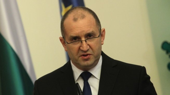 Румен Радев: Очаквам рационално решение на казуса с CEZ