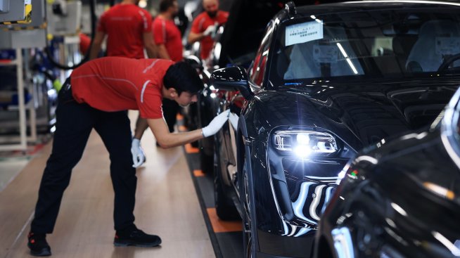 САЩ примамват батерийните концерни, които търсят спасение от скъпата енергия в Европа