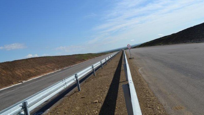 С нови предупредителни знаци по пътищата ще се повишава пътната безопасност