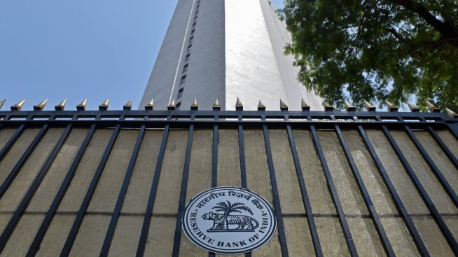 Централната банка на Индия отново избра пауза в лихвената политика