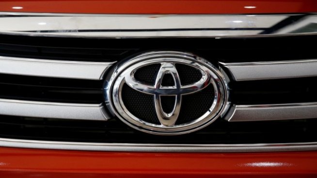 Toyota планира до 5 години да създаде система за коли с изкуствен интелект 