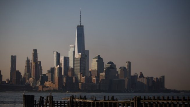 Сара Блум Раскин e склонна да намали ограниченията за бонусите на Wall Street