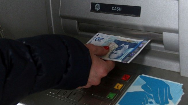 Ще продължи ли БНБ да вади ликвидност от системата заради ниските лихви по кредити