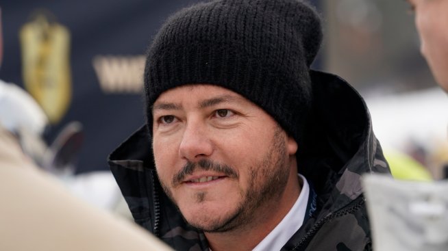 Дяловете на основателя милиардер на Signa се обезцениха след фалита