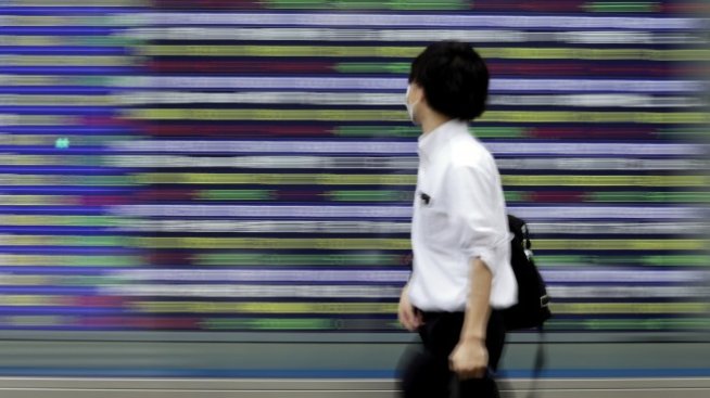 Hang Seng потъна с над 4% след спада в технологичния сектор