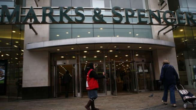Катар обмисля да купи веригата магазини Marks & Spencer*
