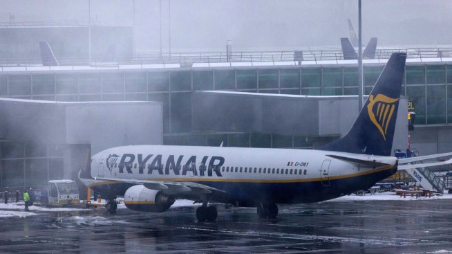 Международният въздушен трафик през 2022 г. расте до 68,5% от предпандемичните нива