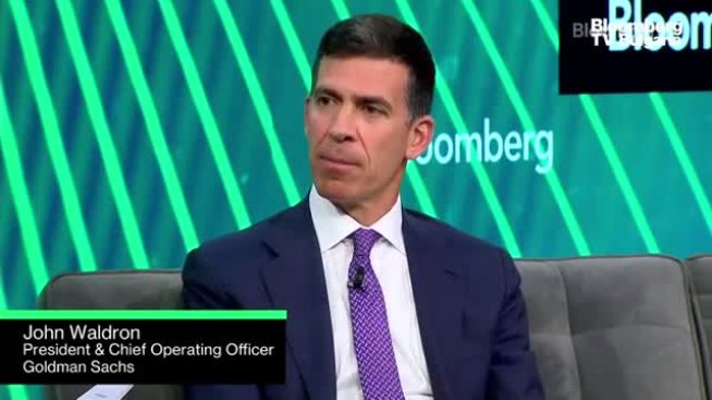 Уолдрън от Goldman: Рецесията може да не се осъществи