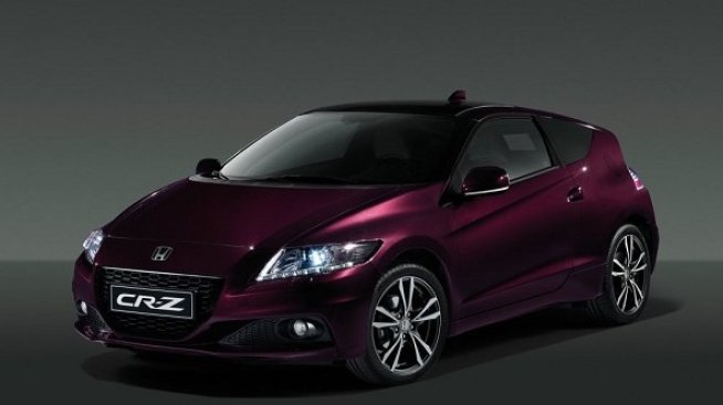 Honda изтегля два хибрида от Европа