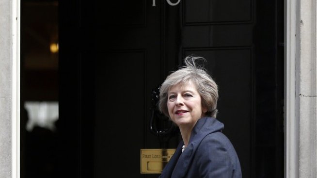 Мей избегна въпроси за участие на Острова в единния пазар на ЕС след Brexit