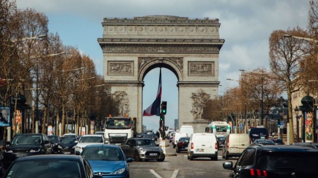 Трафикът в големи европейски градове се връща на нивата отпреди COVID