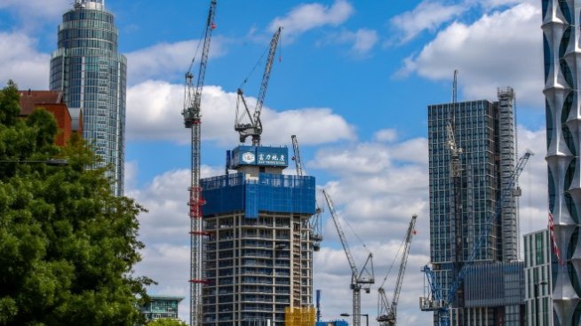 Още една китайска строителна компания е на ръба на несъстоятелността